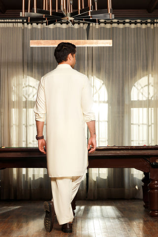 China Boski- Cream Kameez Shalwar